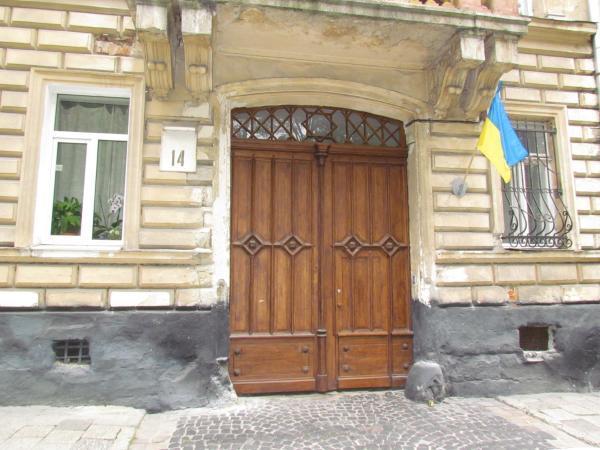 Апартаменты Двухкомнатные Для 6Х Около Парка В Центре Lemberg Exterior foto
